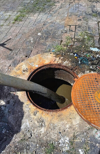 https://plumberinglewood.com.au/uploads/2025/06/blocked-drains-256136.jpg